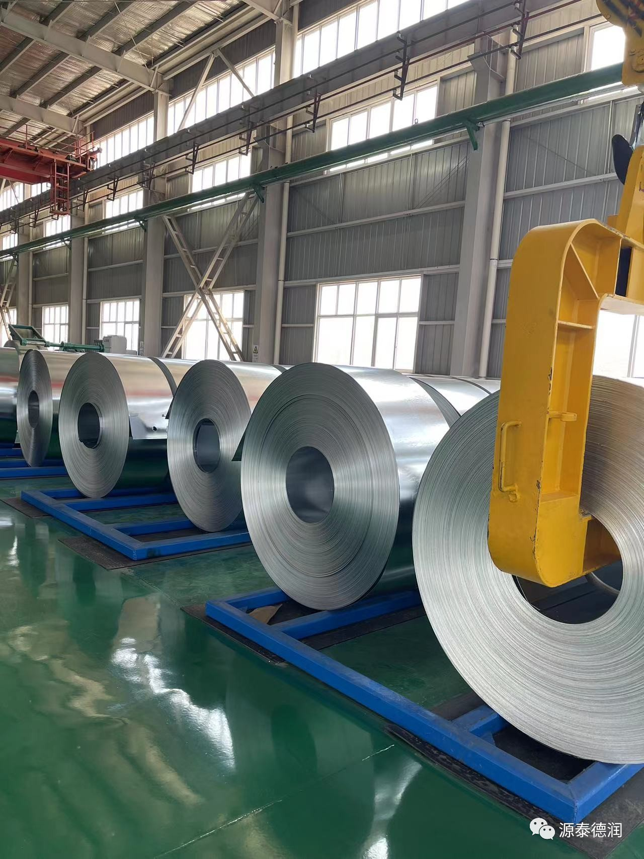 Galvanized zinc aluminum magnesium steel strip