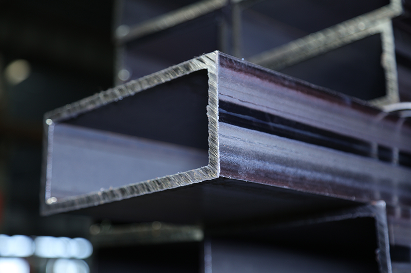 right-angled steel pipe